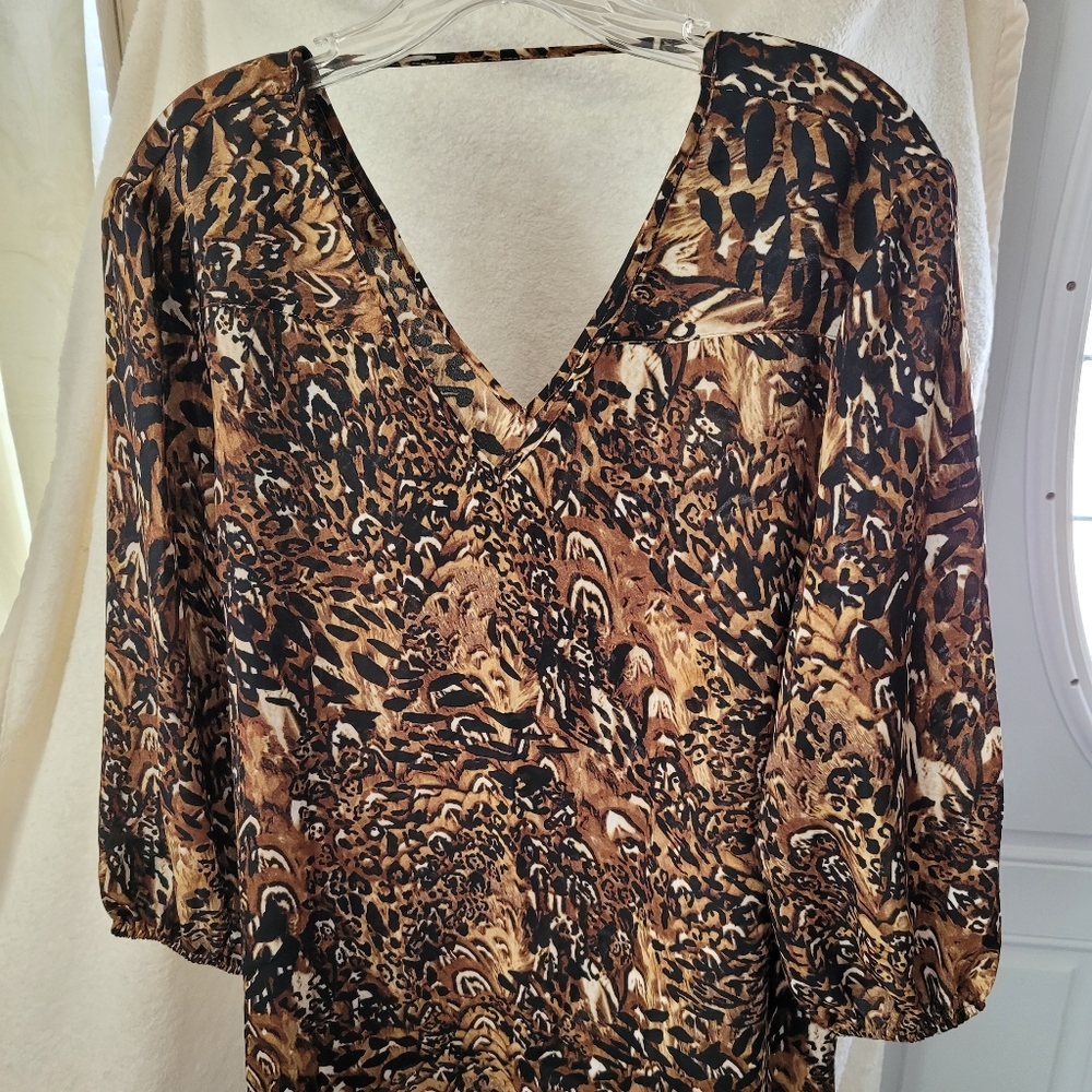 (842) Cato est 1946, Size L, pull on top, v-neck,